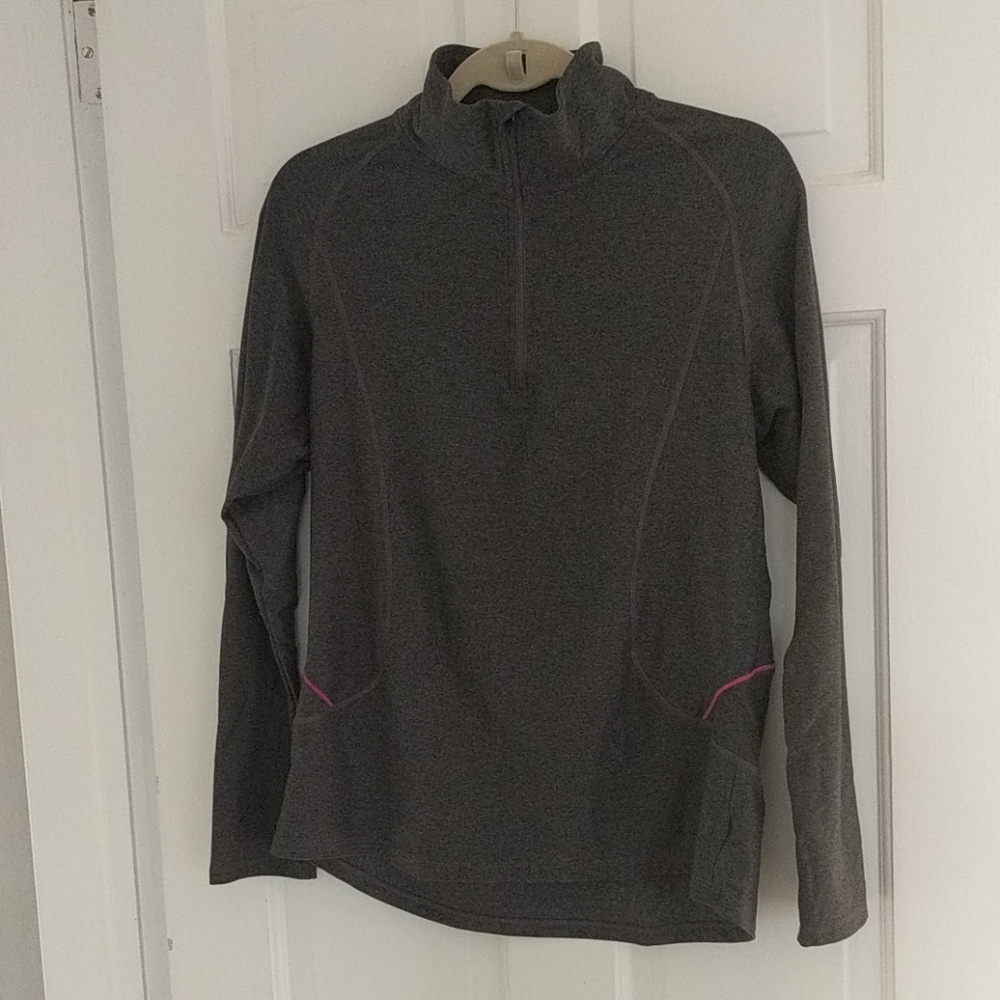 Champion athletic top, 1/4 zip, long sleeve size L